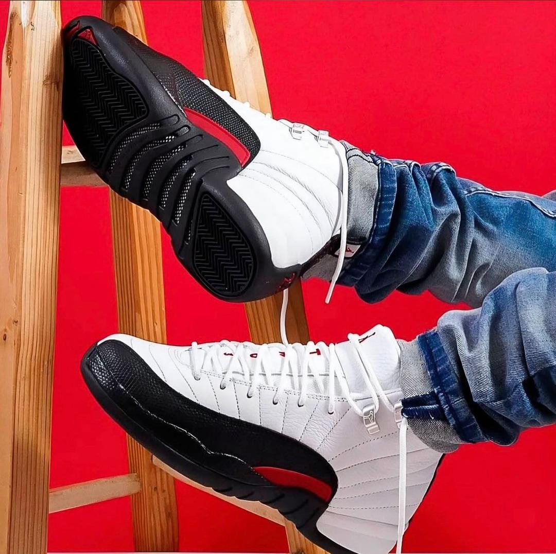 Air Jordan 12 (White/Black/Gym Red)
